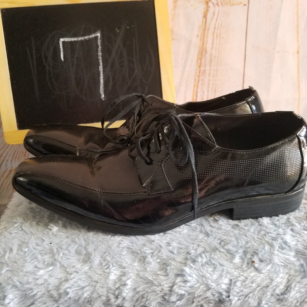 Kenneth Cole Reaction Patent Leather Oxfords